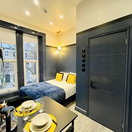 London 39 Blue House Luxury Ensuite Ideal For Tourists Eksteriør billede